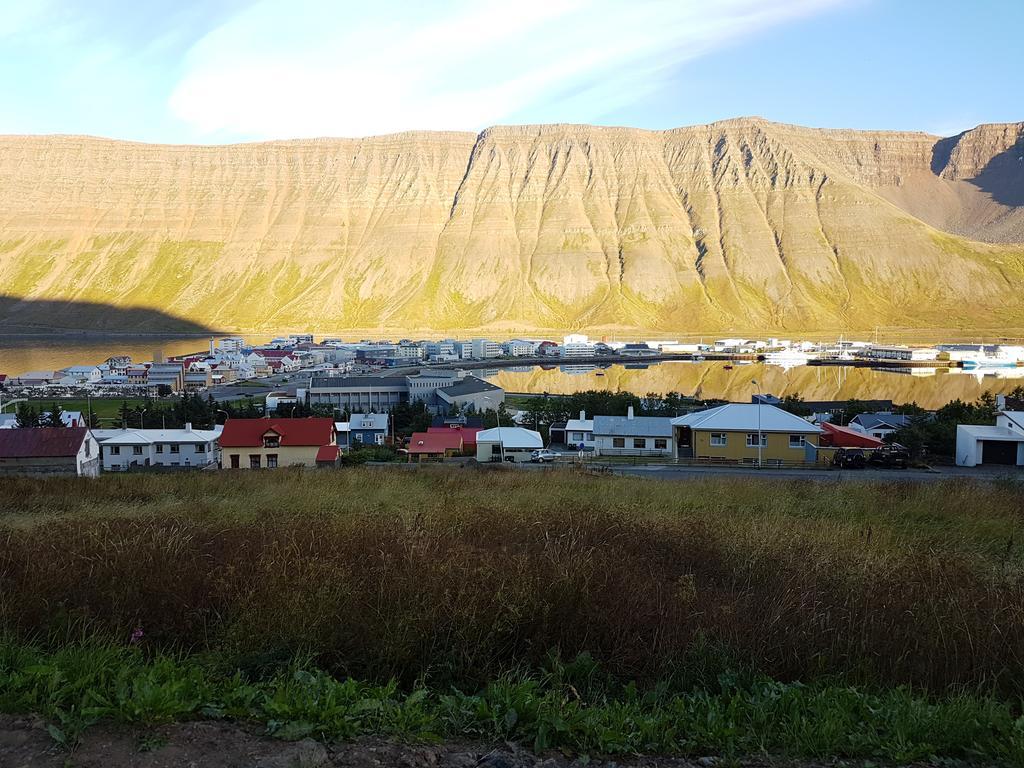 Sigurhaeth - Apartment With All Within Your Reach Ísafjörður Eksteriør bilde